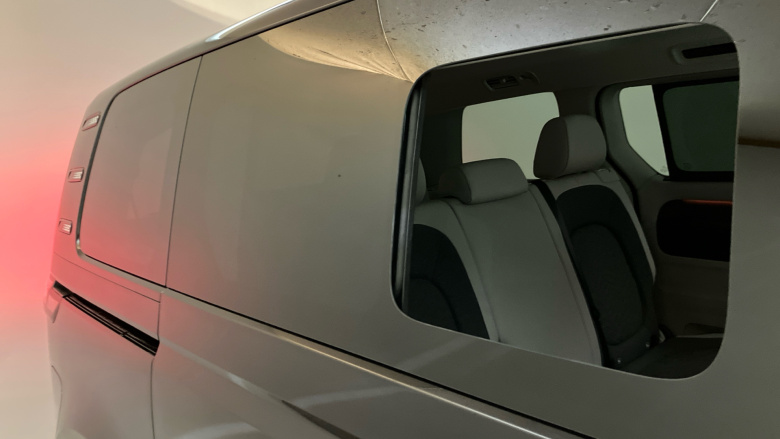 Volkswagen ID. Buzz 210kW Style Pro 86kWh 5dr LWB Auto [7 Seat] Electric Estate